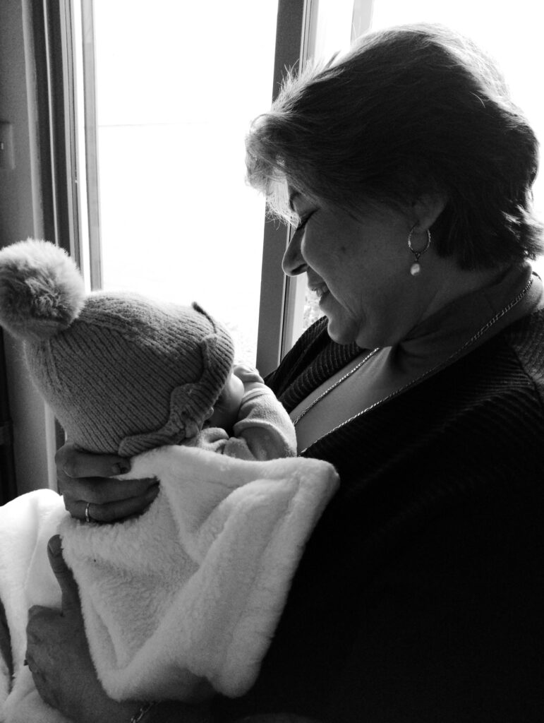 Foto con Celular de una abuelita